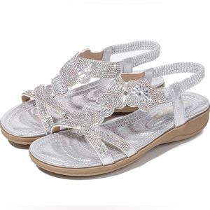 Women’s silver sparkly summer sandals. Size 8
